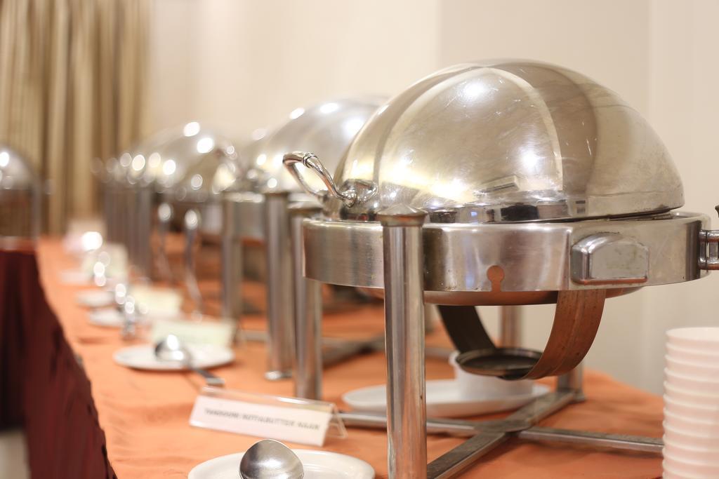 Hotel Silver Inn Mumbai Eksteriør bilde