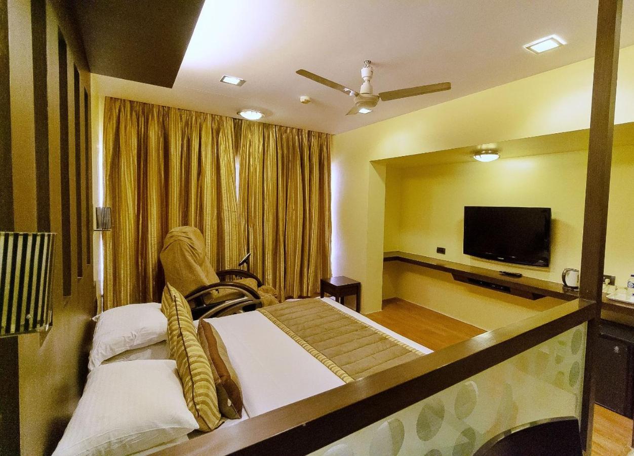 Hotel Silver Inn Mumbai Eksteriør bilde